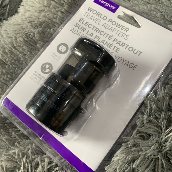 Targus World Power Travel Adapter - New - Picture 2 of 5